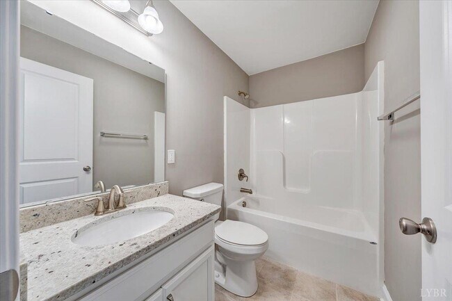 Building Photo - 1021 Lochwood Hl Dr