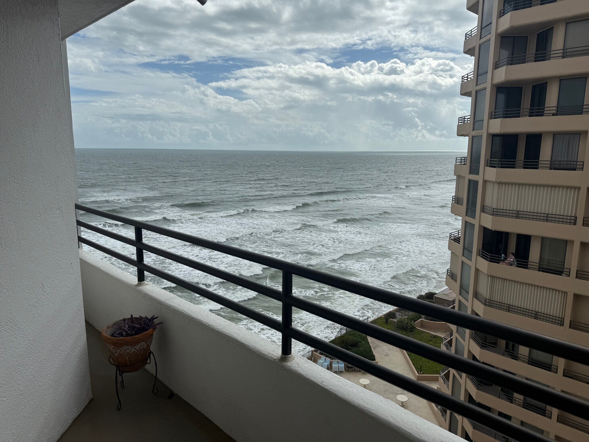 Building Photo - 3013 S Atlantic Ave