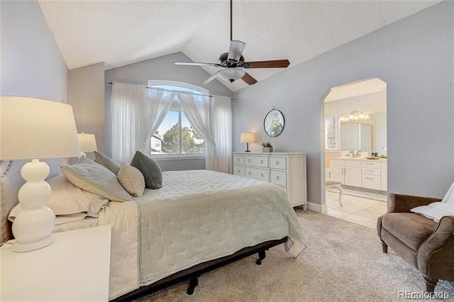 Building Photo - 1714 Foxfield Dr