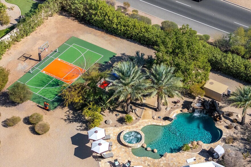 Building Photo - 4744 Saguaro Pl