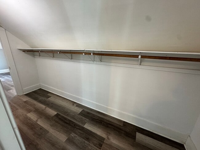 Building Photo - Updated 3 Bedroom Home in Moline