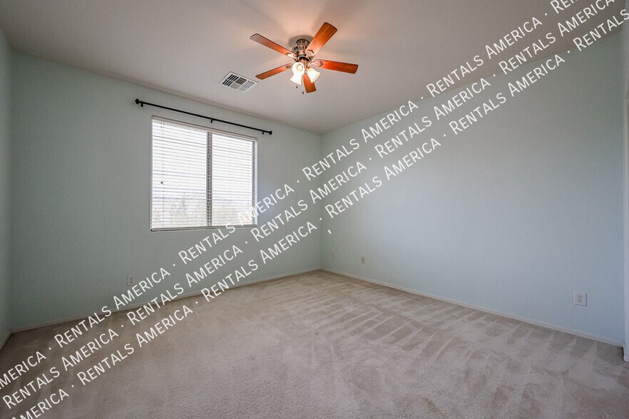 Building Photo - 4429 W Paseo Way