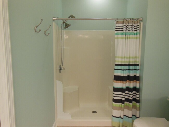 Building Photo - 908 Resort Cir