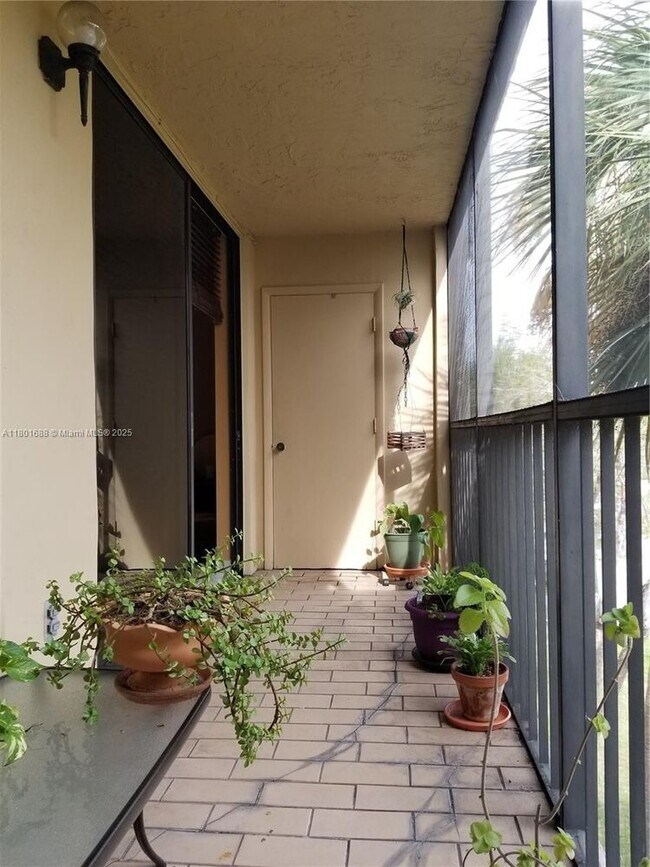 Building Photo - 8025 SW 107th Ave