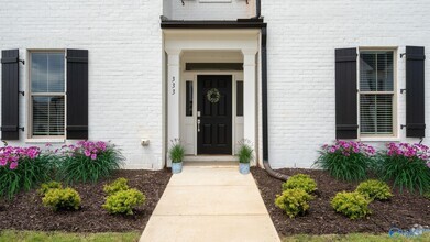 Building Photo - 333 Hay Rake Dr