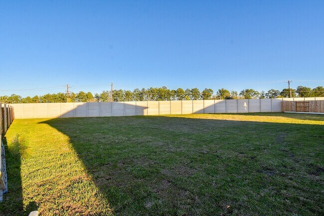 Building Photo - 18987 Panzini Dr