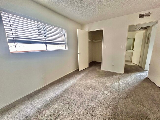 Building Photo - 9715 Charnock Ave