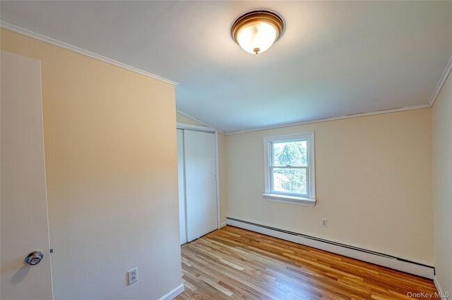 Building Photo - 69 Allan Dr