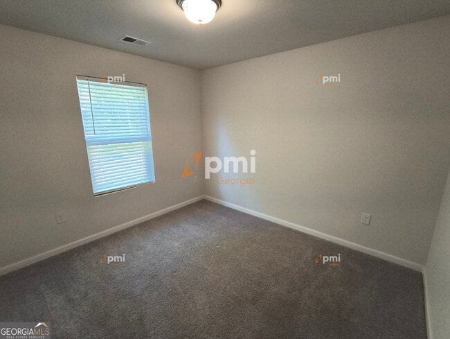 Building Photo - 1552 Austin Dr