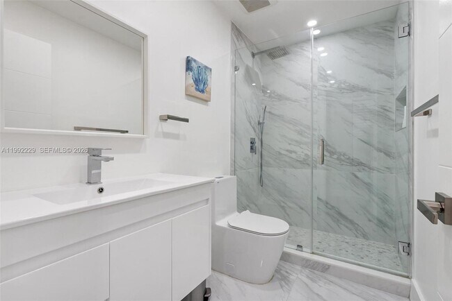 Building Photo - 1350 NW 123rd Ave