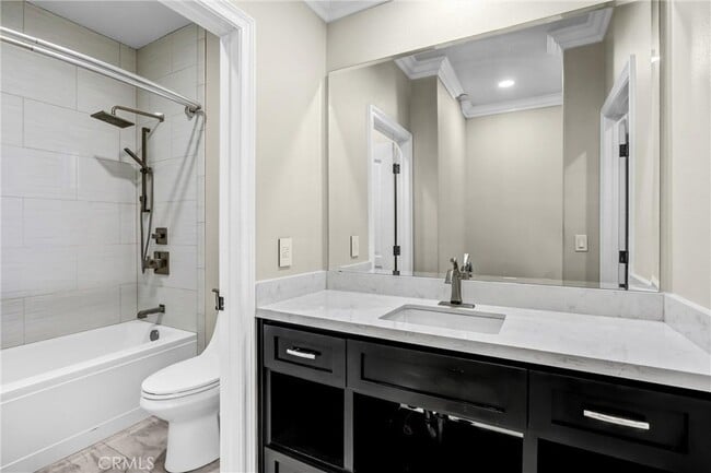 Building Photo - 3329 E Virginia Ave