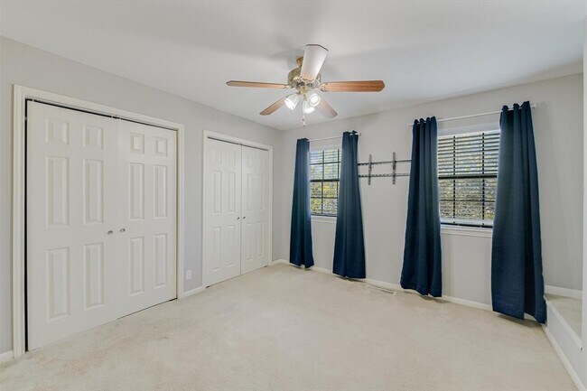 Building Photo - 7800 Northcrest Blvd