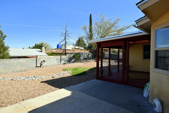 Building Photo - Pristine NE Home! NEW KITCHEN LA CUEVA S.D...