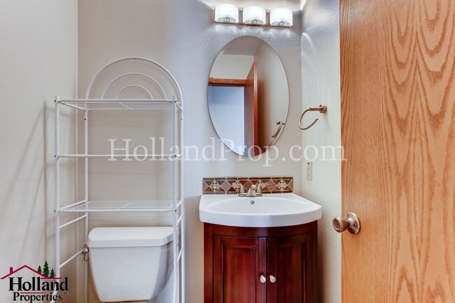 Building Photo - Coming Soon! Beautiful Portland Home in Bethany Neighborhood!!!