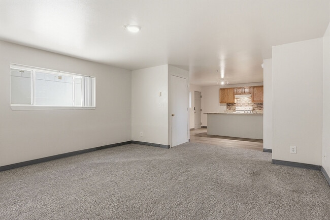Living Area - Buffalo Run