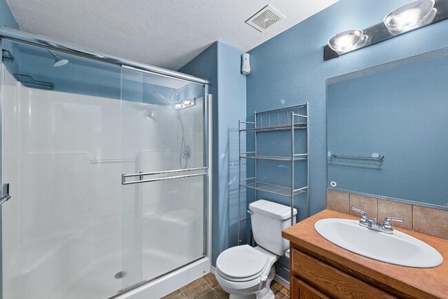 Building Photo - 12530 W 2nd Ave