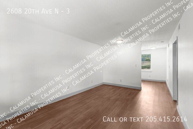 Building Photo - 2608 20th Ave N