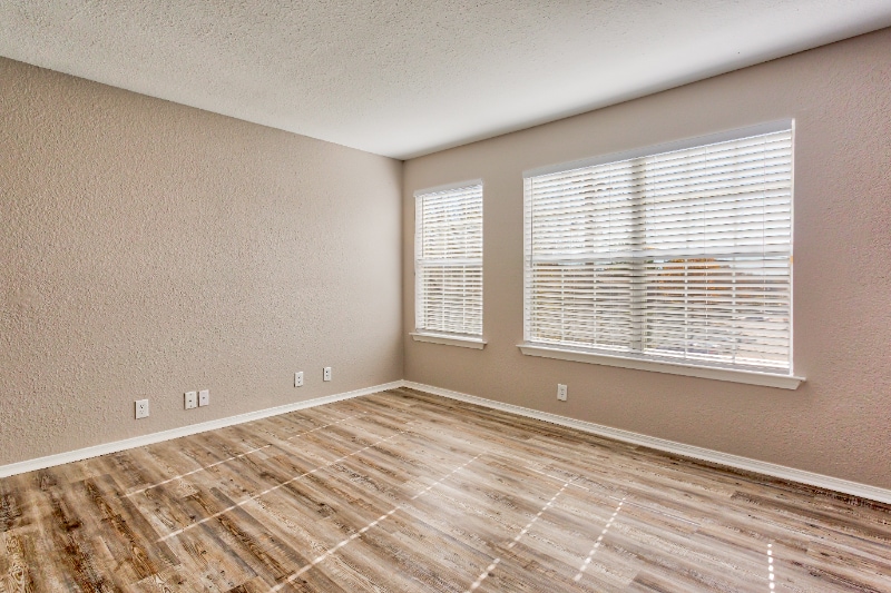 Building Photo - 419 S 27th St