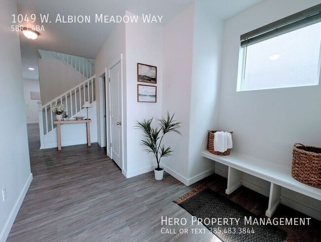 Building Photo - 1049 Albion Meadow Way