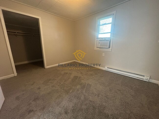 Building Photo - West Side, Close to the Airport, 1 Bedroom...