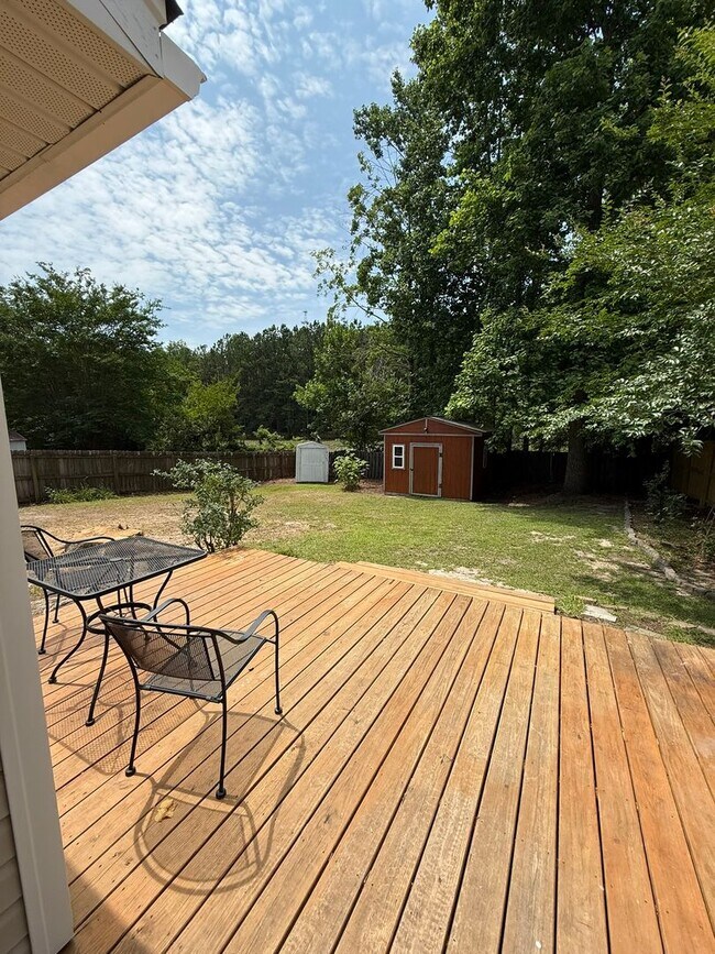 Building Photo - Lexington - Please call Lexington office to view - 803-359-0793