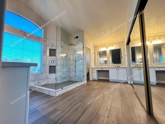 Building Photo - RAY RANCH 4 BEDROOMS 3 BATH WITH POOL AND SPA IN LARGE YARD