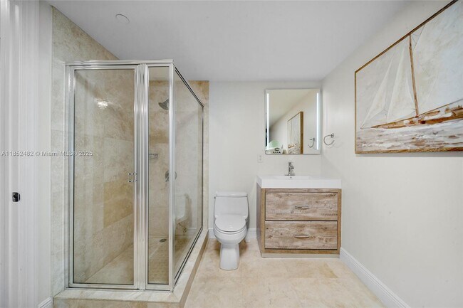 Building Photo - 20201 E Country Club Dr