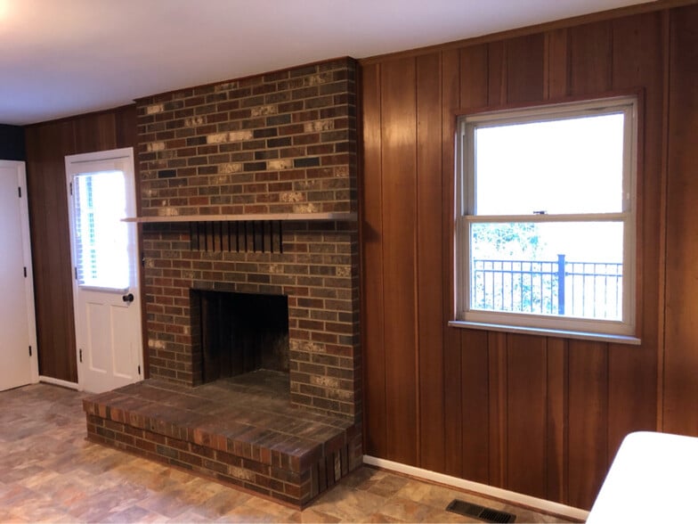 Building Photo - 5118 Cumberland Wood Dr NW