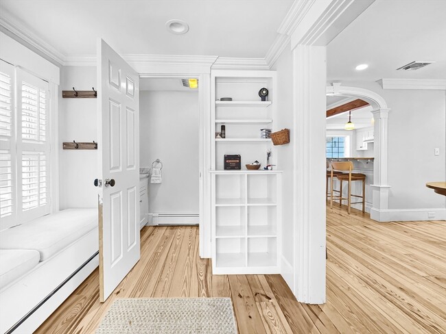 Building Photo - 7 Sanborn Terrace