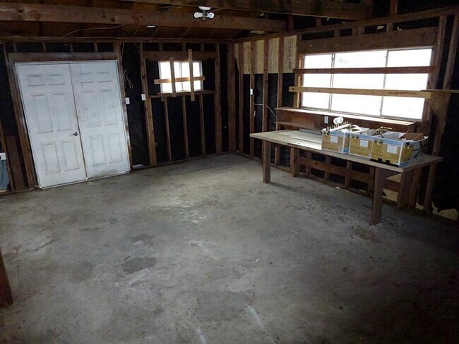Building Photo - 10306 Twin Hills Ct