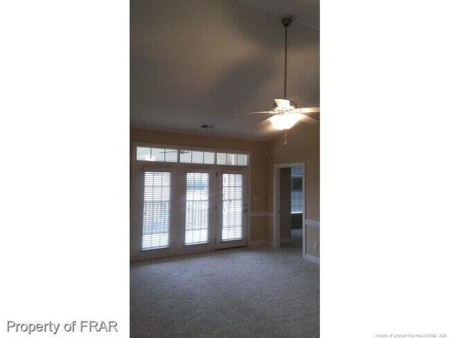 Building Photo - 1820 Jennifer Ln