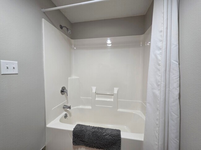 Building Photo - 590 Spruce