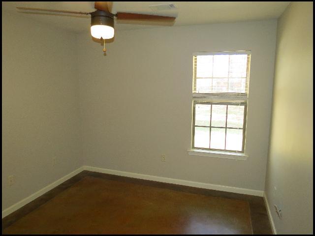 Building Photo - 1840 Milestone Dr