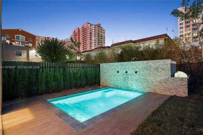 Building Photo - 3187 SW 23rd St