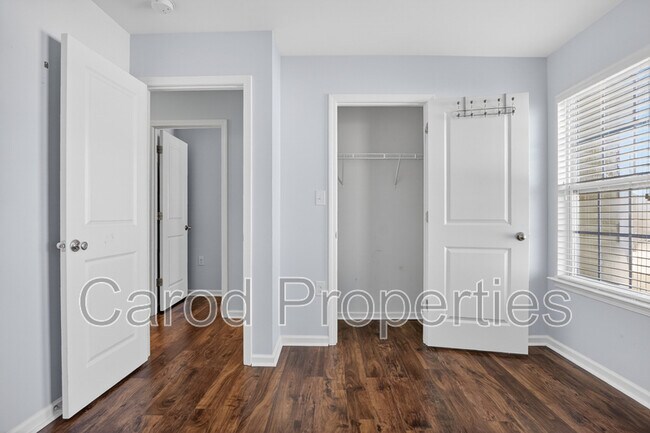 Building Photo - 3315 Runneymede Street SW