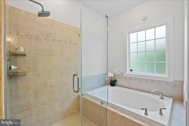 Building Photo - 4101 High Point Ct