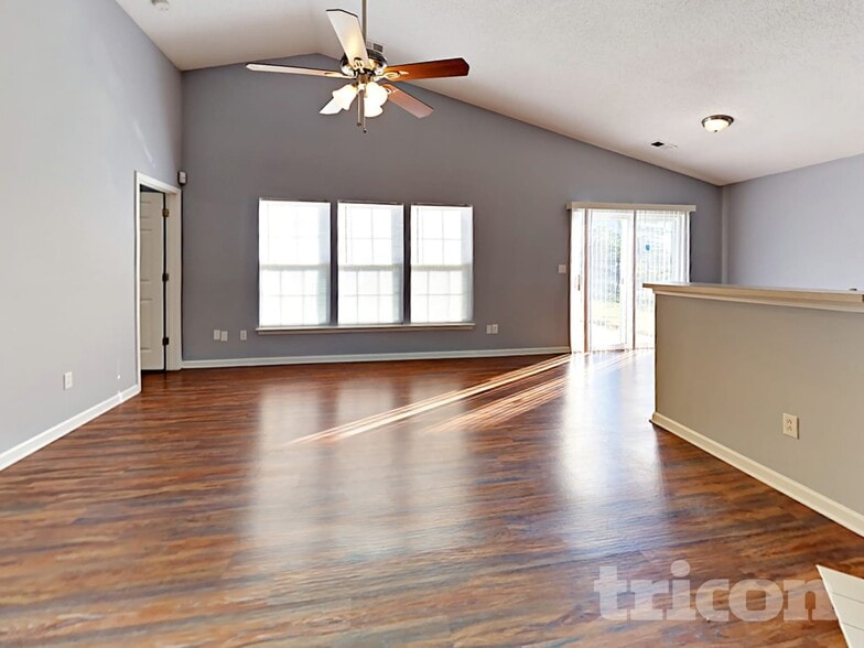 Building Photo - 1096 Chapel Creek Rd