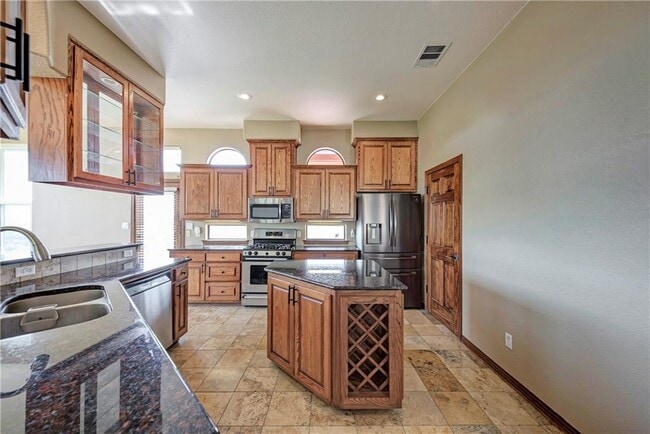 Building Photo - 3206 Constitution Dr