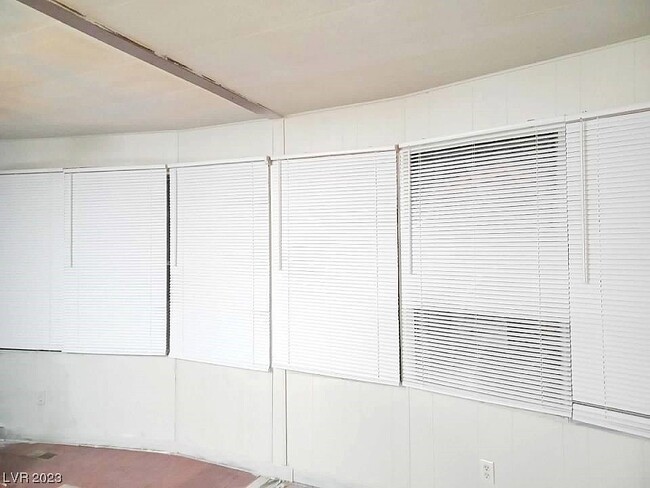 Building Photo - 367 MacFarland Ave