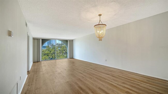 Building Photo - 301 S Gulfstream Ave