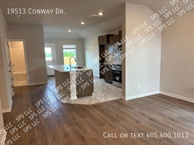 Building Photo - 19513 Conway Dr