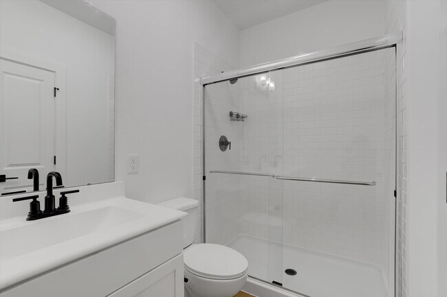 Building Photo - 8438 Bay Rdg Cir