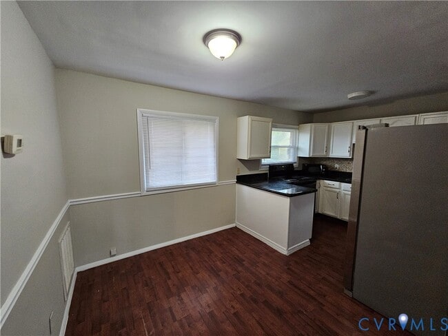 Building Photo - 1313 Wembly Rd