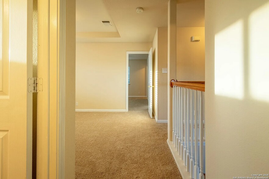 Building Photo - 9207 Larsons Ln