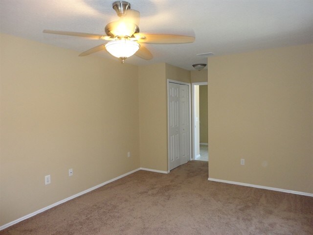 Building Photo - 3118 37th Ter E