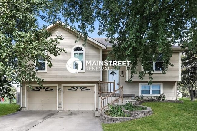 Primary Photo - 908 Winesap Ct
