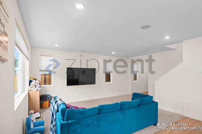 Building Photo - 5378 Shenandoah Vly Ln