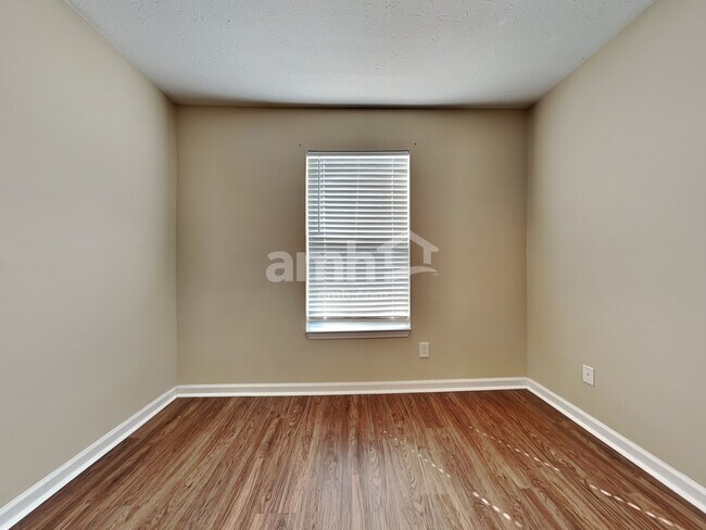 Building Photo - 4372 Mahogany Dr