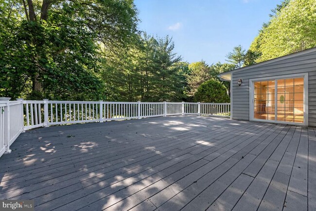 Building Photo - 12600 Maidens Bower Dr
