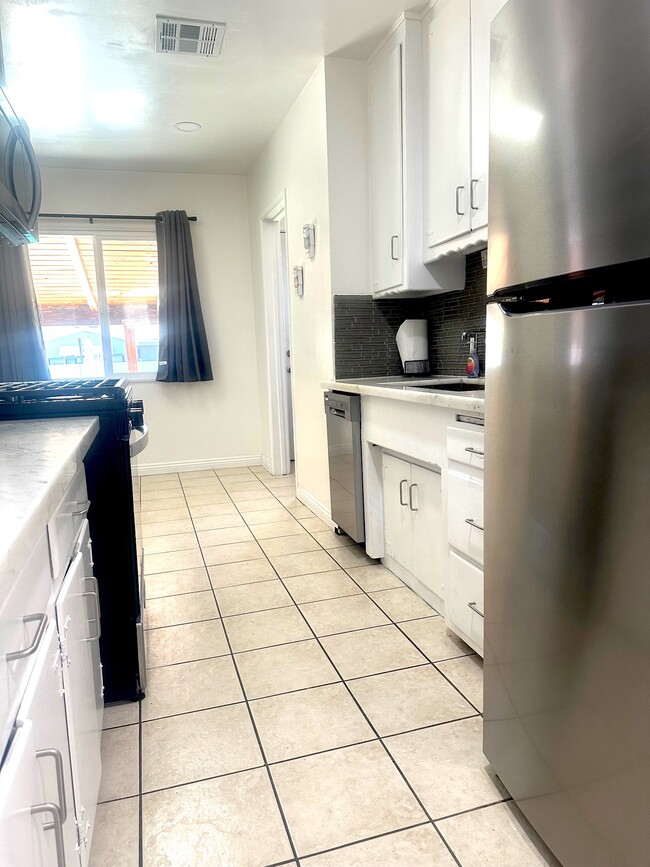 Building Photo - 15732 Covello St